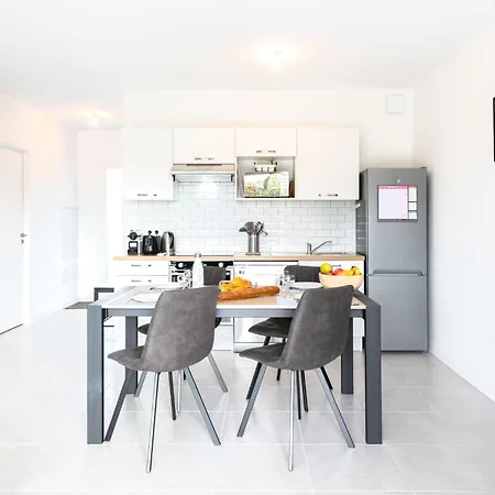 Jade Et Elena-4 By Interhome Apartment