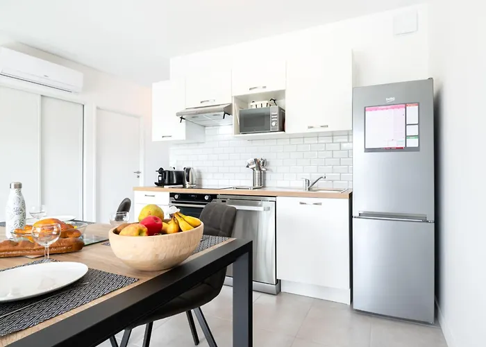 아파트 Jade Et Elena-4 By Interhome *